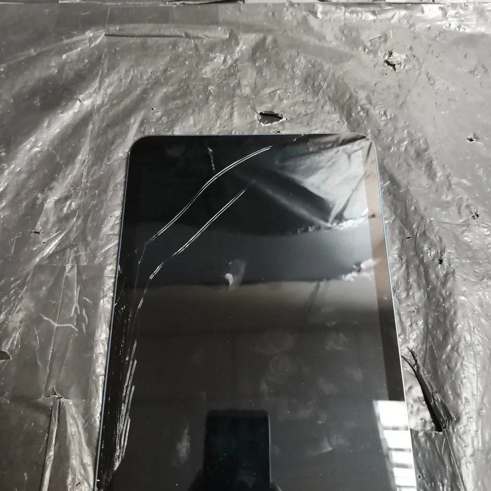 APPLE IPAD - MODEL UNSPECIFIED