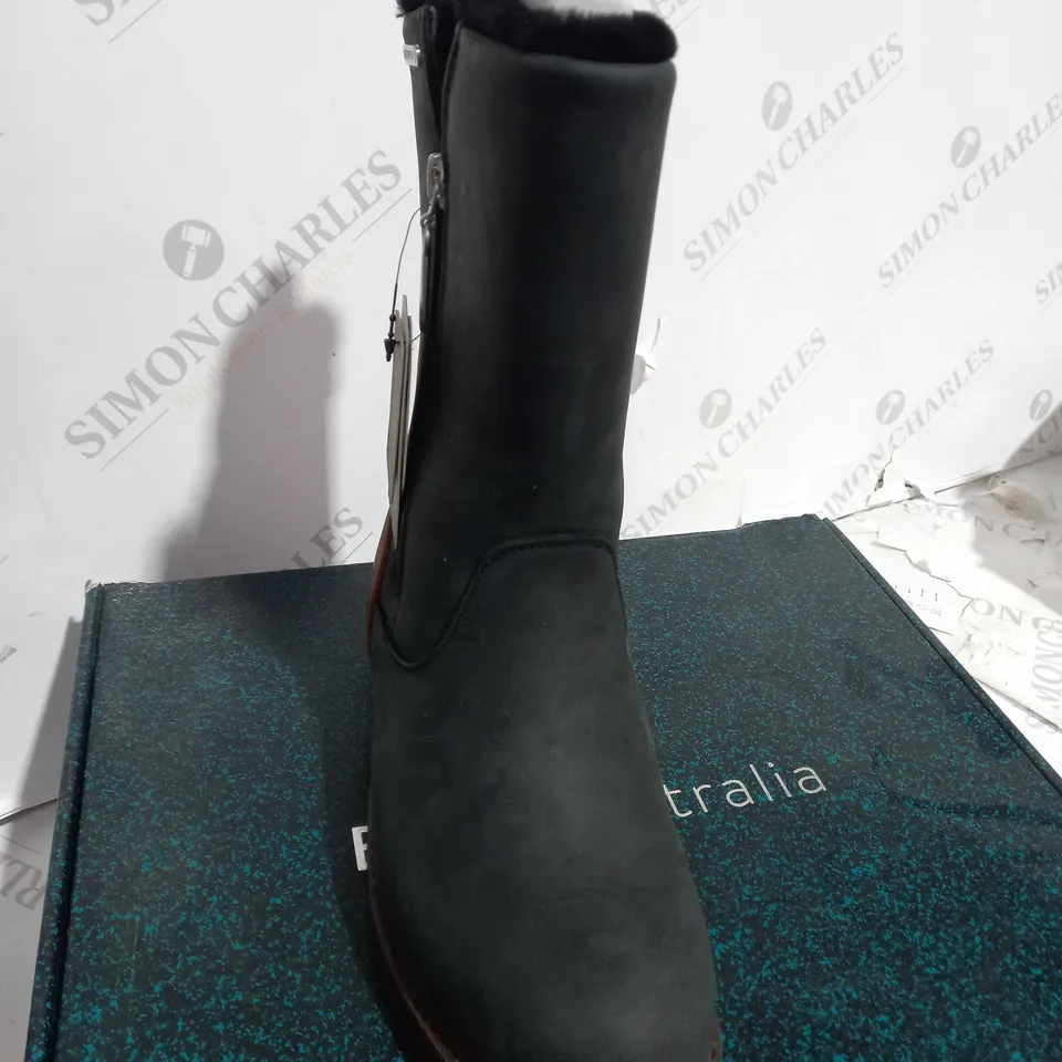 EMU AUSTRALIA LEATHER BOOTS - GRAVELLY MIX - UK 3