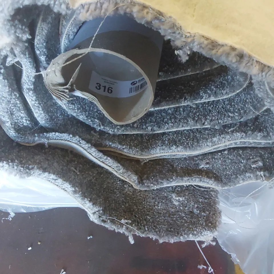 ROLL OF QUALITY ULTRA SAXONY KNIGHT'S ARMOUR CARPET - APPROXIMATELY 6.6 x 4m