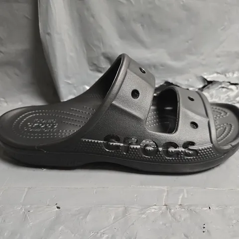 CROCS BAYA SANDAL- UK M8/W9