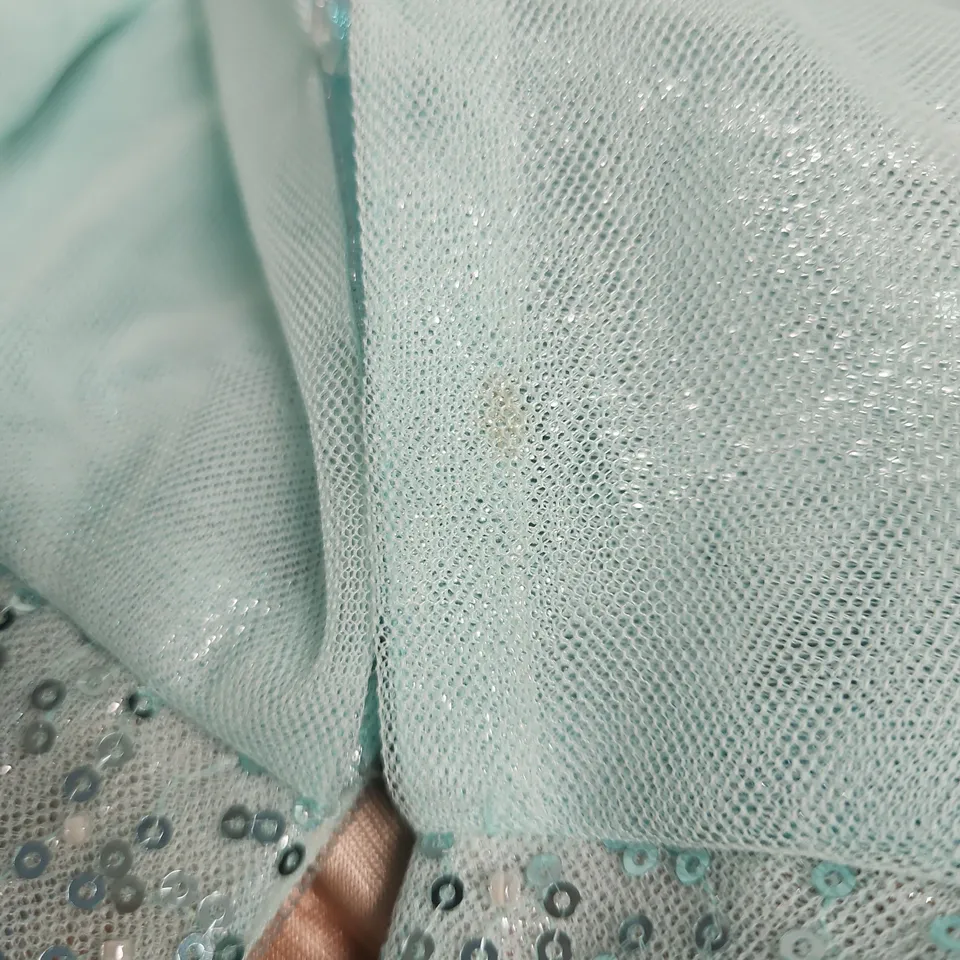 WHITE ROSE SEQUIN BODYSUIT PLUNGE PROM DRESS IN MINT SIZE 18