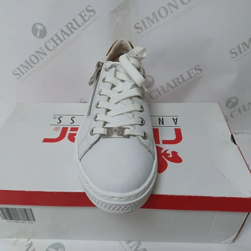 BOXED PAIR OF RIEKER SIDE ZIP 2 TRAINERS WHITE SIZE 5