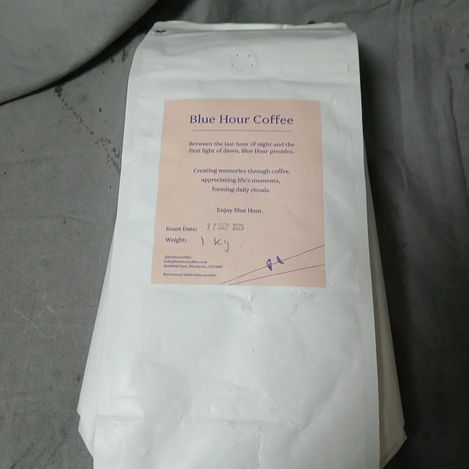 BLUE HOUR COFFEE  BEANS – 1 KG BAG
