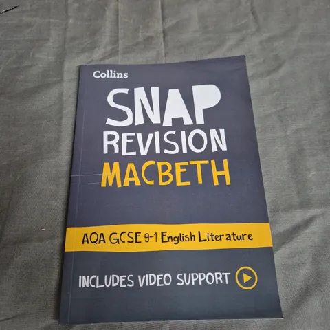 LARGE QUANTITY OF COLLINS SNAP REVISION MACBETH BOOKS - AQA GSCE 9-1 ENGLISH LITERATURE