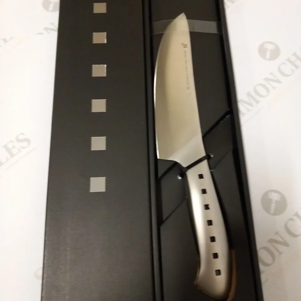 BRAND NEW BOXED SHA RA KU MONO MOLYBDENUM VANADIUM STEEL FJ-13 17CM DEBA KNIFE