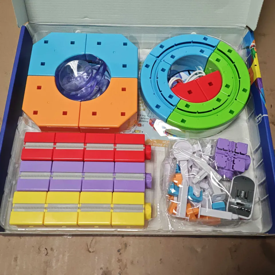 XTKM DIY CUBE TRACK TOY SET – 51 PIECES