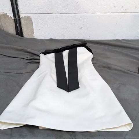 ZARA BLACK/WHITE XS WITH TAGS