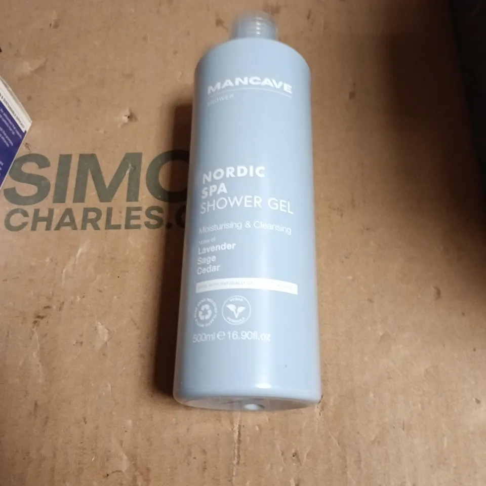 APPROXIMATELY 20 ASSORTED COSMETIC ITEMS INCLUDING ROSEMARY & RICE WATER HAIR GROWTH SPRAY , LAYALI SCALP MASSAGER AND MANCAVE NORDIC SPA SHOWER GEL 