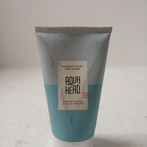 LARGE QUANTITY OF AQUA HERO GOMMAGE CORPS BODY SCRUB