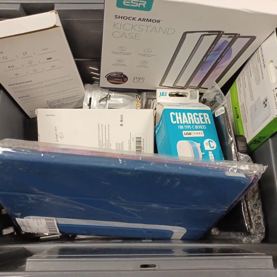 BOX TO CONTAIN APPROX. 20 X ASSORTED PHONE ACCESSORIES. INCLUDES PHONE CASES, POWER BANKS, CABLES ETC. BRANDS VARY 
