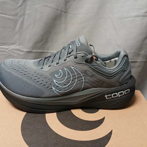 TOPO ATHLETIC PHANTOM 4 WP WOMEN'S RUNNING SHOES, GREY/BLUE SIZE 8