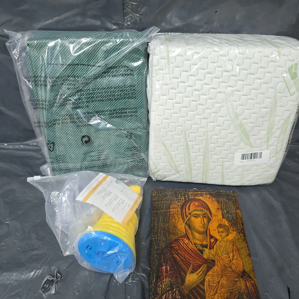APPROXIMATELY 15 ASSORTED HOUSEHOLD PRODUCTS TO INCLUDE HOME DÉCOR, WATERPROOF COVER, THROWS ETC 