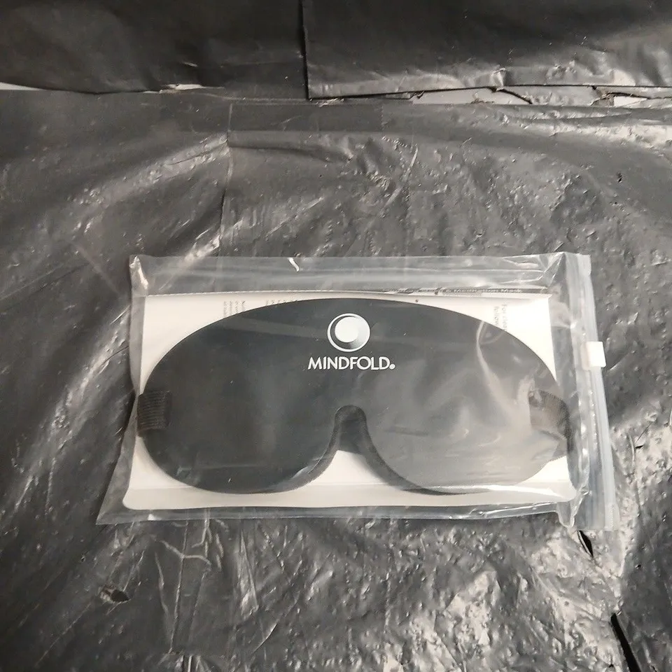 APPROXIMATELY 16 MINDFOLD SLEEP & MEDITATION MASKS IN BLACK - ADJUSTABLE STRAP