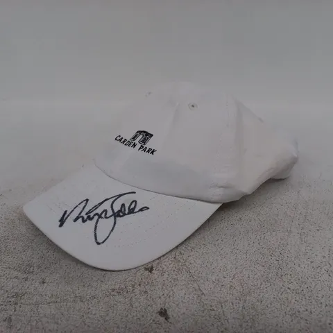 GARDEN PARK SIGNED CAP IN WHITE - ONE SIZE
