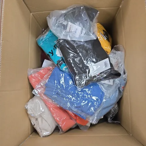 BOX OF APPROXIMATELY 25 ASSORTED CLOTHING ITEMS TO INCLUDE: EMRECO GREEN TURTLENECK JUMPER