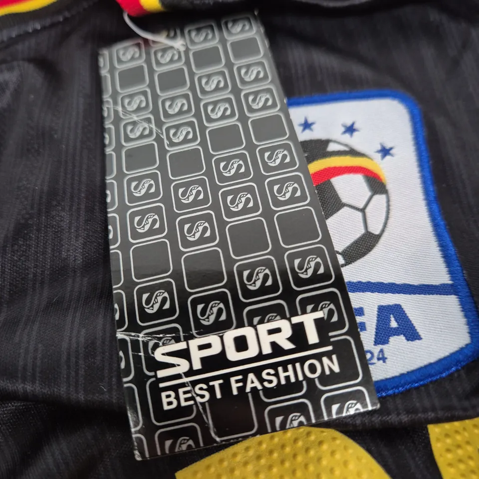 UGANDA FOOTBALL JERSEY – YAYA 21, AFCON PATCH, SIZE M