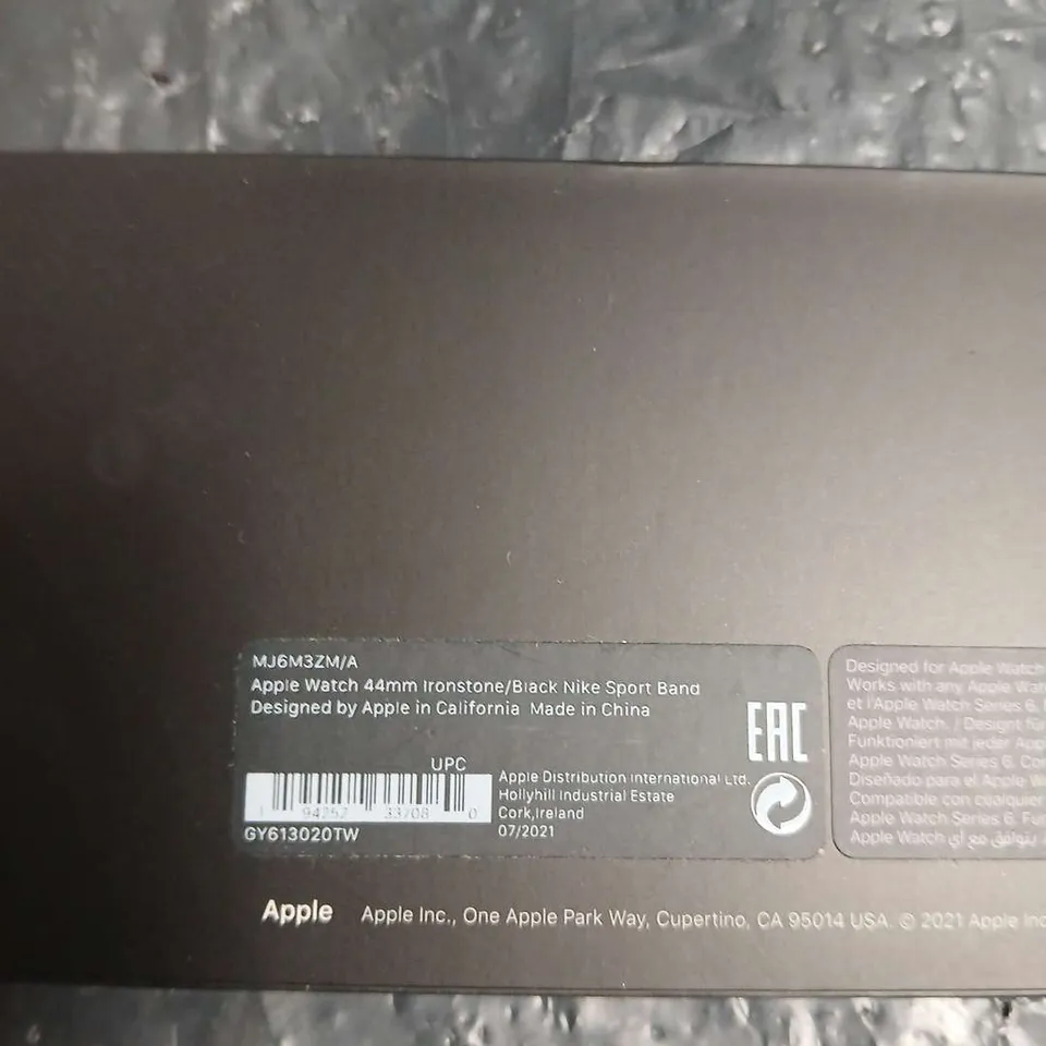 APPLE WATCH 44MM IRONSTONE/BLACK NIKE SPORT BAND – BOXED