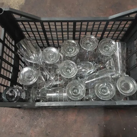 BOX OF ASSORTED GLASSWARE PRODUCTS TO INCLUDE: WINE GLASSES, DRINKS GLASSES, HOT CHOCOLATE GLASSES ECT - QUANTITY UNSPECIFIED
