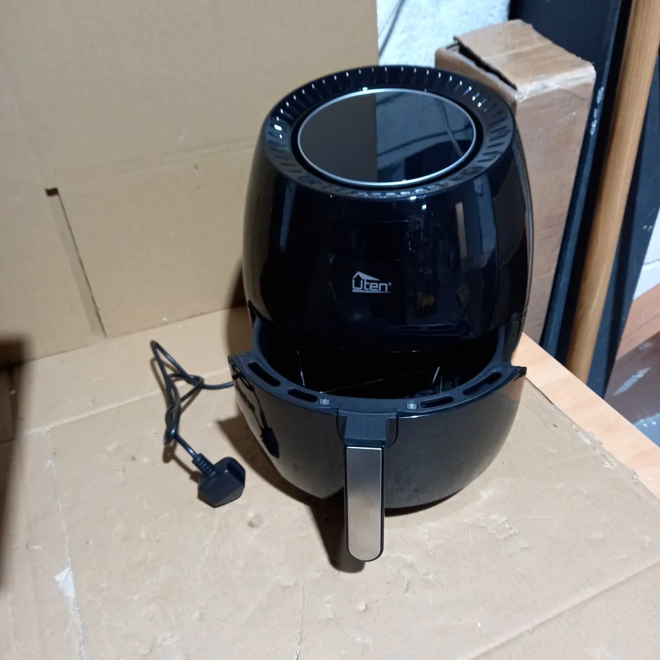 UTEN POWER AIR FRYER WITH DIGITAL DISPLAY