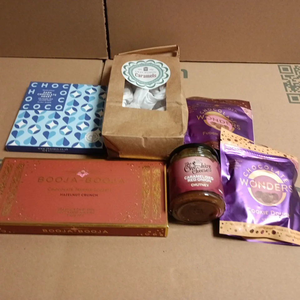APPROXIMATELY 5 ASSORTED FOOD ITEMS TO INCLUDE - CHUNTNEY, CHOCOLATE WONDERS AND CARAMELS