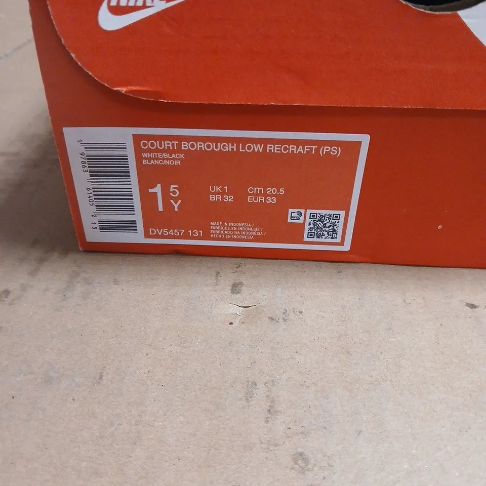 NIKE SNEAKERS – BLACK & WHITE, BOXED UK SIZE 1