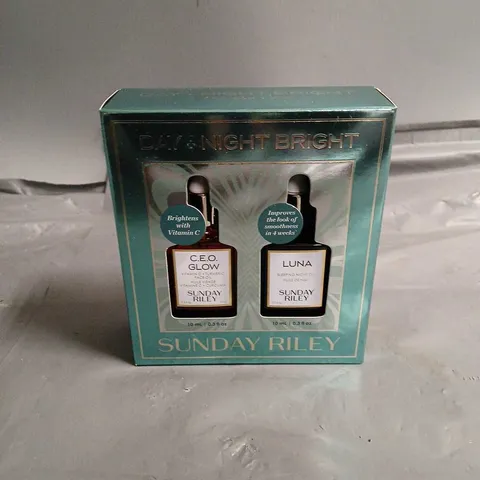 BOXED SUNDAY RILEY DAY & NIGHT SKINCARE SET 2X10ML