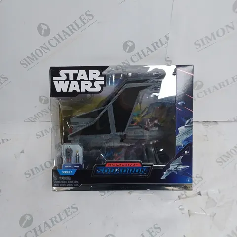 STAR WARS - DELUXE VEHICLE