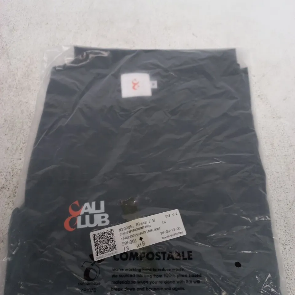 CALI CLUB BLACK LOGO TEE SIZE M