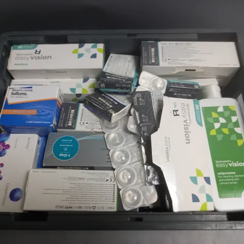 LARGE QUANTITY OF ASSORTED EYECARE ITEMS TO INCLUDE SPECSAVERS, ACUVUE AND BAUSCH AND LOMB