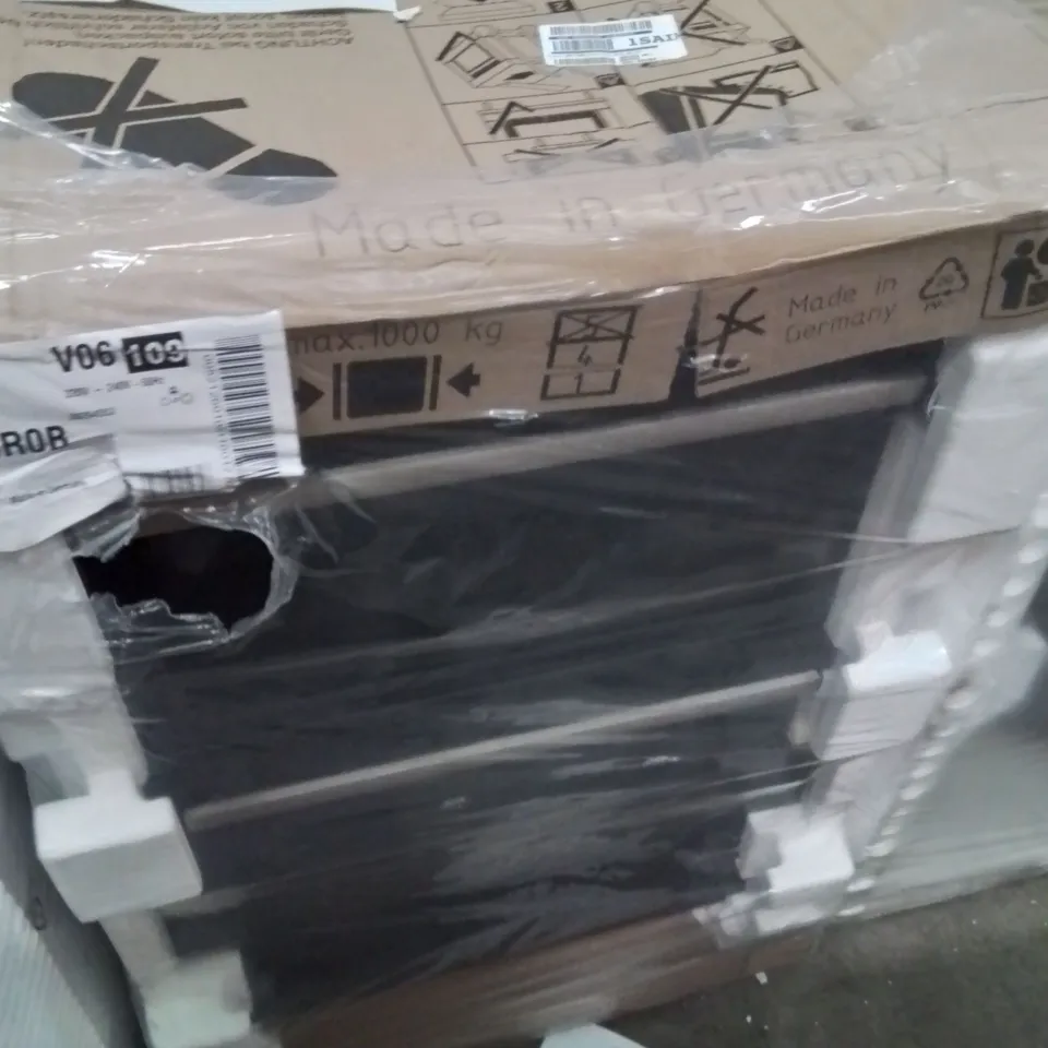 BAGGED BOSCH INTEGRATED DOUBLE ELECTRIC OVEN MHA133BR0B