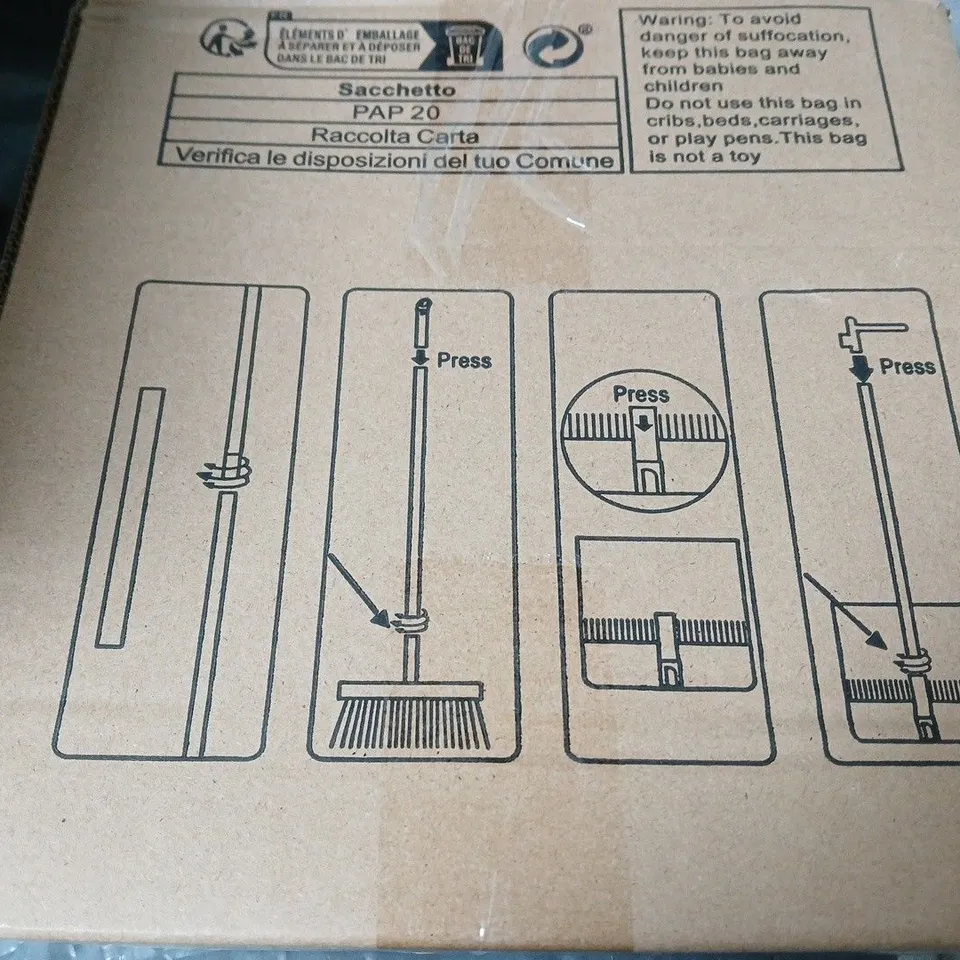 BOXED SOFT BRISTLE SWEEPING BRUSH 