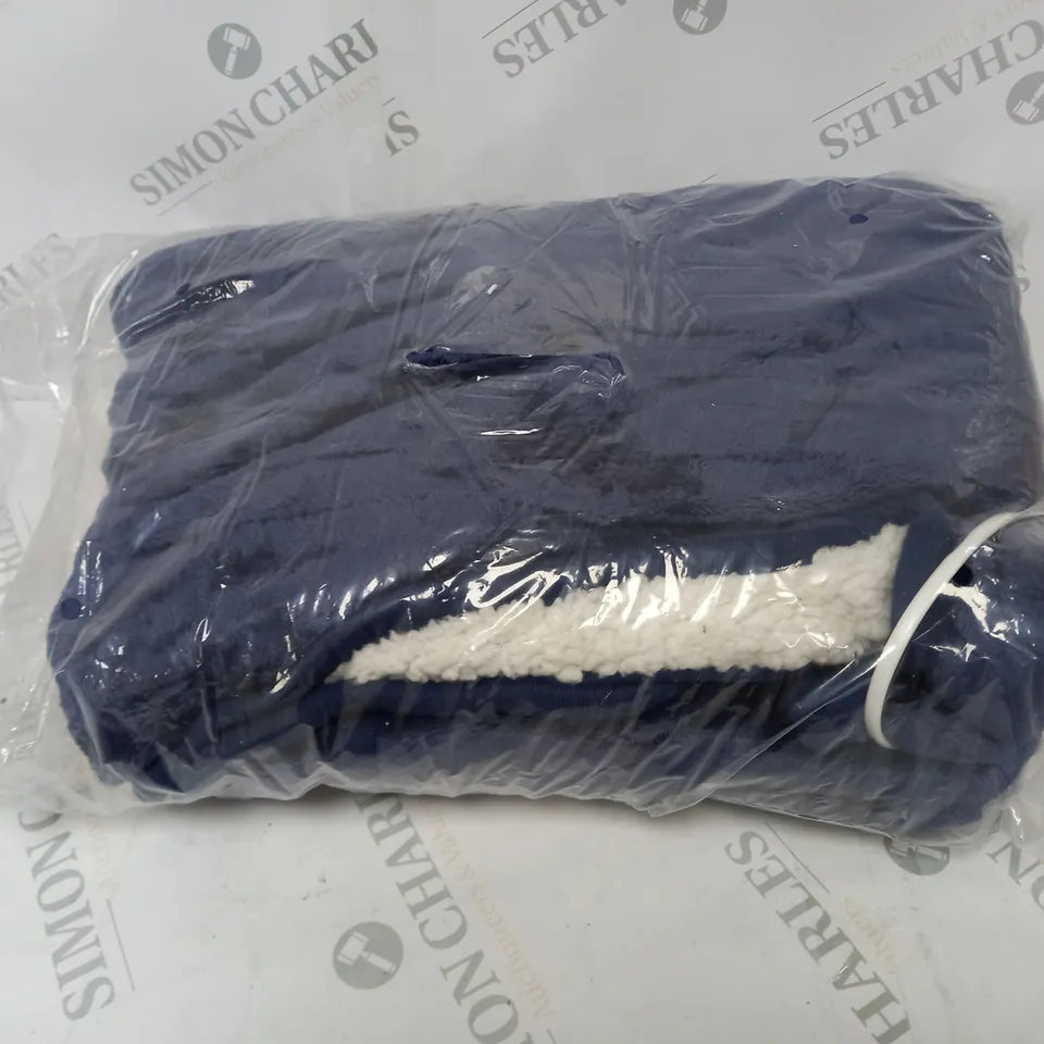 COZEE HOME OVERSIZED HEATED WRAP IN NAVY