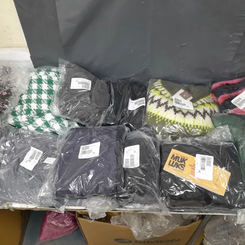 BOX OF APPROXIMATELY 10 ASSORTED BAGGED PIECES OF CLOTHING IN VARIOUS STYLES, SIZES, AND BRANDS 