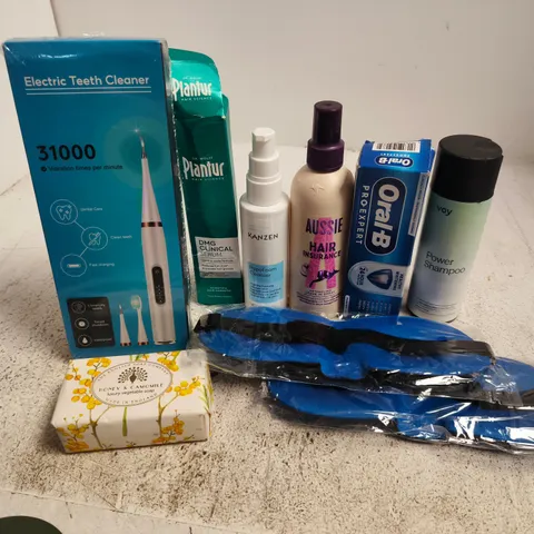 APPROX 12 ASSORTED BEAUTY PRODUCTS TO INCLUDE ELECTRFIC TEETH CLEANER, KANZEN CLEANSER, VOY POWER SHAMPOO, ETC