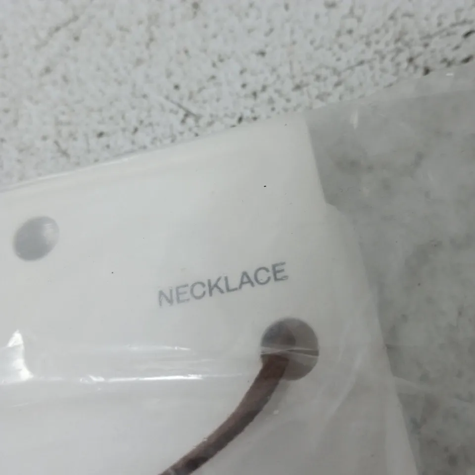MANGO Necklace Collar – Brown leather cord with silver-tone clasp