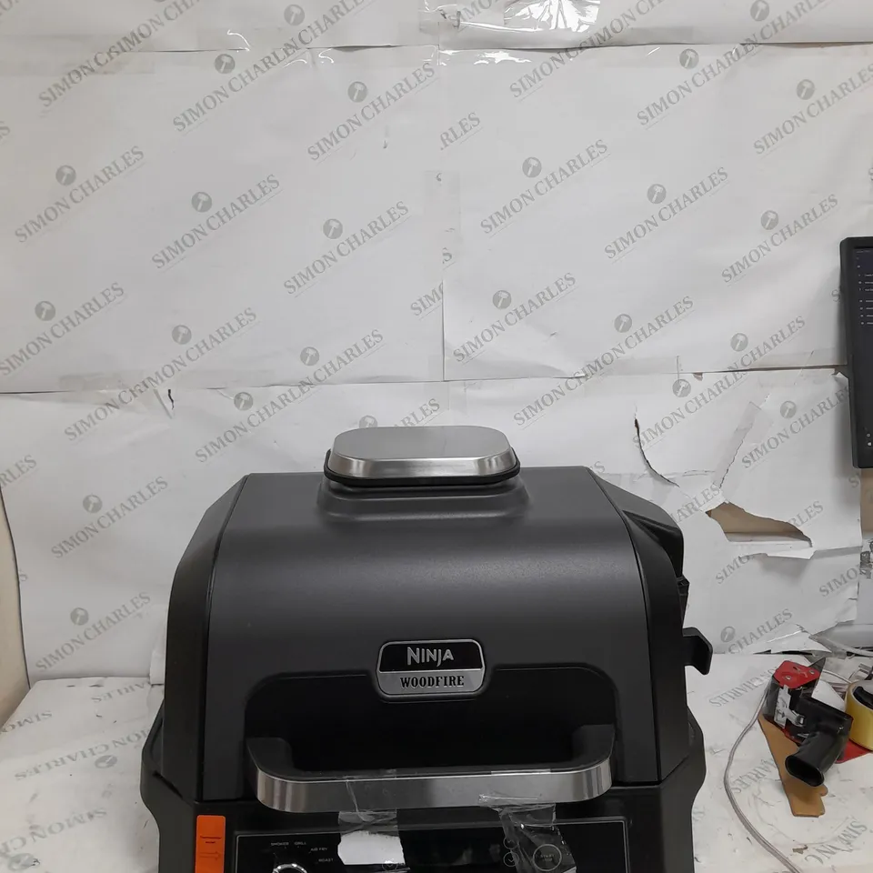 BOXED NINJA WOODFIRE PRO XL ELECTRIC BBQ GRILL & SMOKER - COLLECTION ONLY