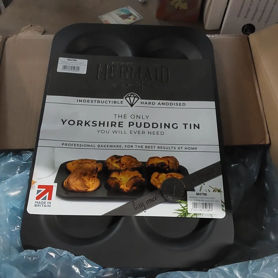 BOXED SAMUEL GROVES MERMAID HARD ANODISED YORKSHIRE PUDDING TRAY