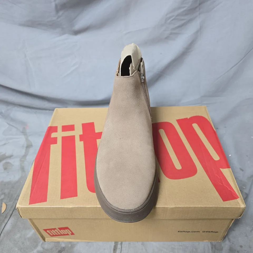 FITFLOP WOMEN'S TAUPE SUEDE ANKLE BOOTS WITH SIDE ZIP, UK 7