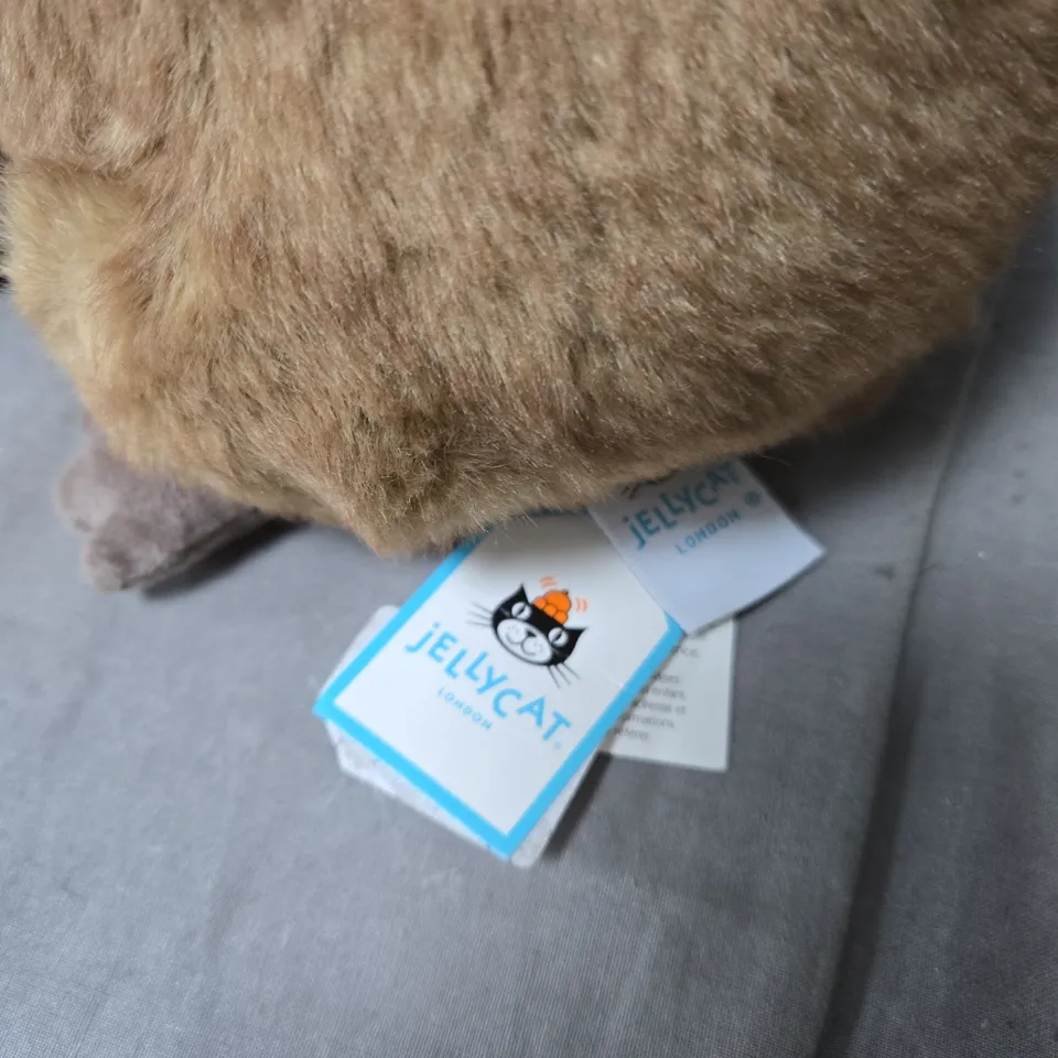 JELLYCAT - MY NAME IS CLYDE CAPYBARA HIPSTER OUTFIT