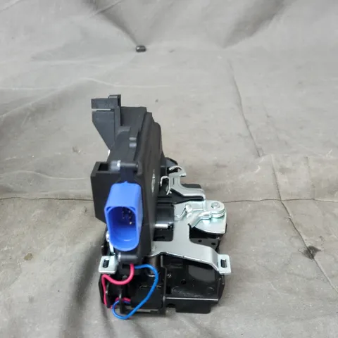 D2P AUTOPARTS CAR DOOR LOCK ACTUATOR - AUTO LOCK, LEFT-HAND PASSENGER-SIDE (PASS-LEFT)