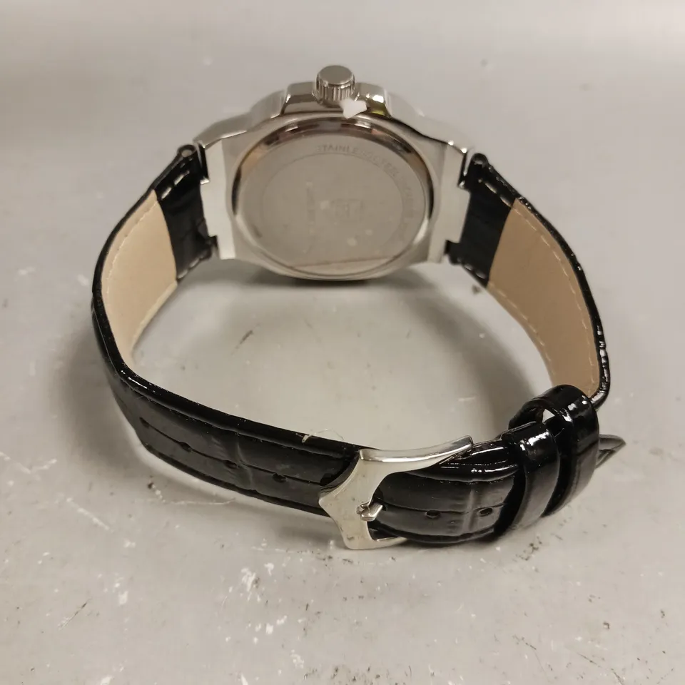 MENS FRANK SCHMIDT WATCH – TEXTURED DIAL WITH DATE – LEATHER STRAP - MODEL: FSL AMBASSADOR – 3ATM WATER RESISTANT