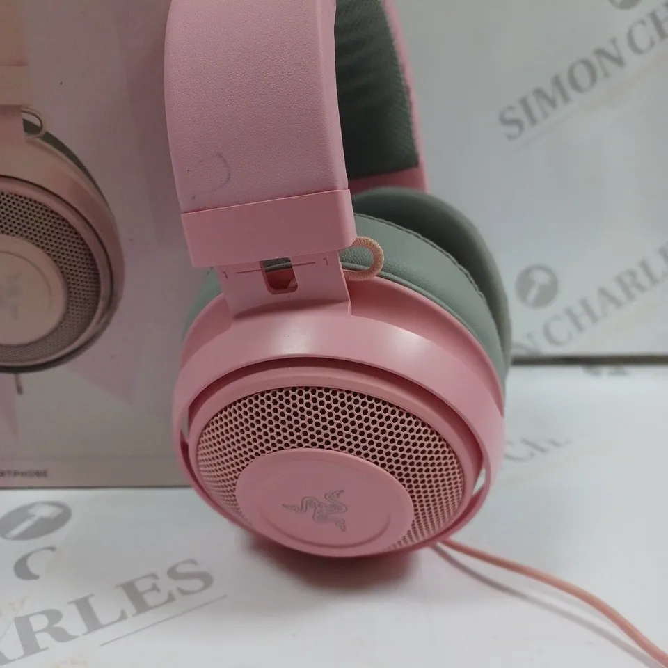 RAZER KRAKEN MULTI-PLATFORM WIRED HEADSET - PINK