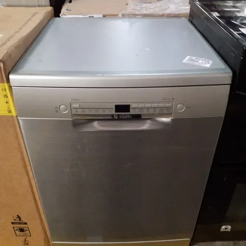 BOSCH SERIES 2 SMS2HVI67G FULL-SIZE WIFI-ENABLED DISHWASHER - STAINLESS STEEL
