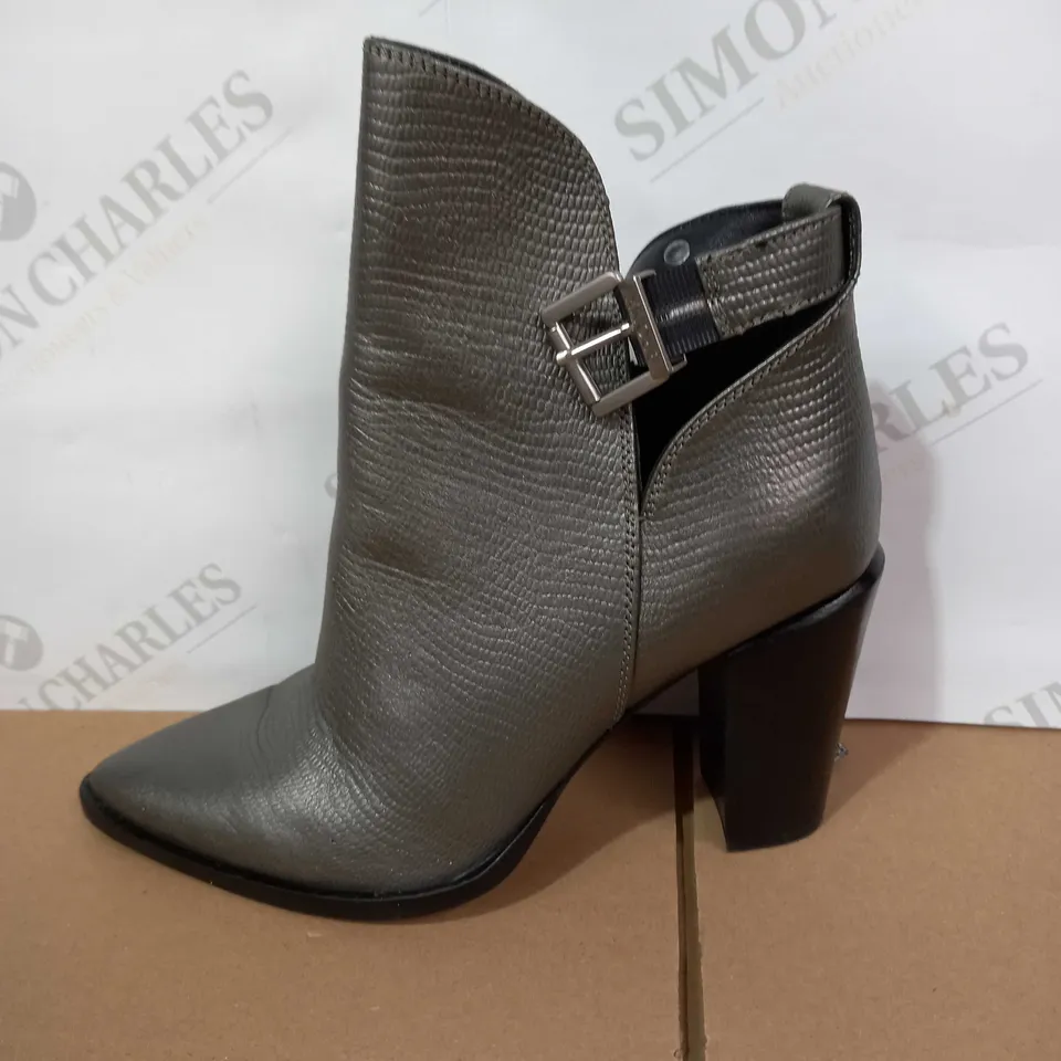 BRONX STUDDED BOOTS (LIZARD PEWTER), SIZE 7 UK