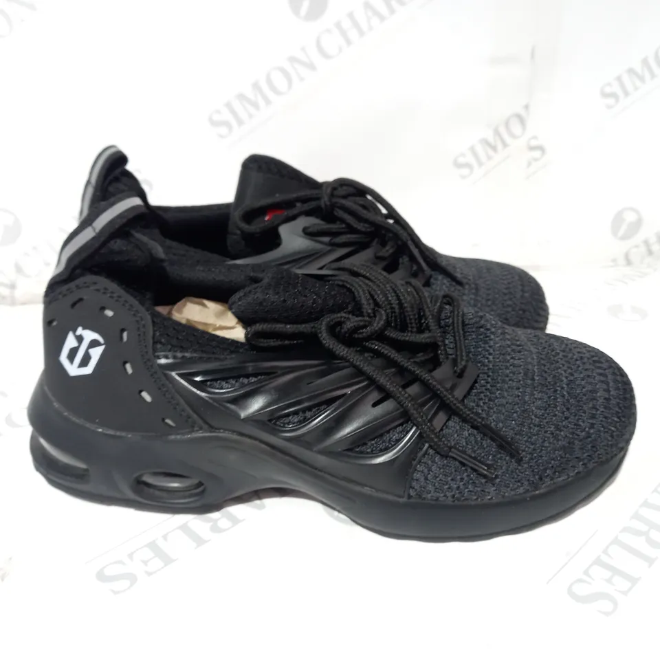TINGGU BLACK TRAINERS SIZE 36