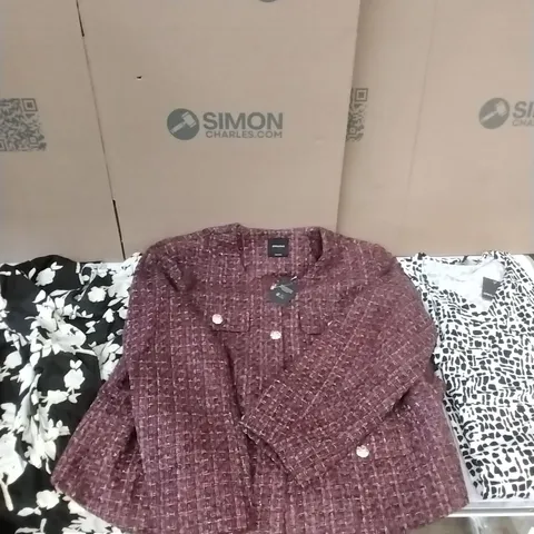 A PALLET TO CONTAIN APPROXIMATELY 90 BRAND NEW DESIGNER WOMEN'S CLOTHES WHICH INCLUDE; JD WILLIAMS JACKETS, DRESSES, TOPS ETC