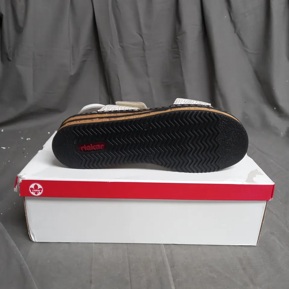 BOXED PAIR OF WEDGE SANDALS IN WHITE SIZE 7