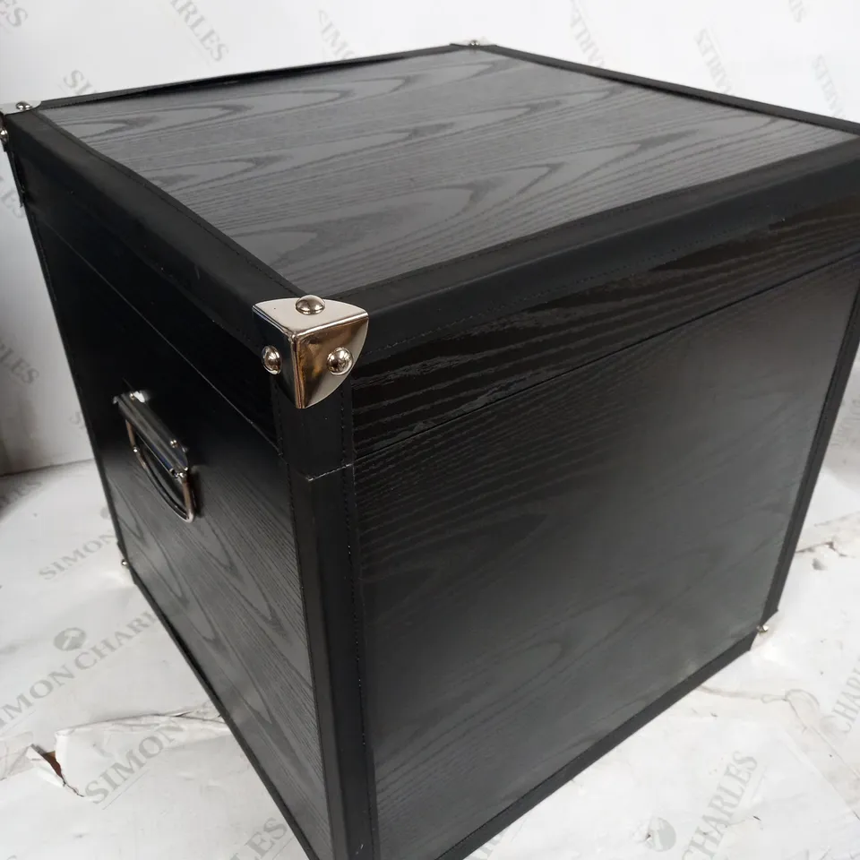 KELLY HOPPEN SET OF NESTING STORAGE BOXES - BLACK