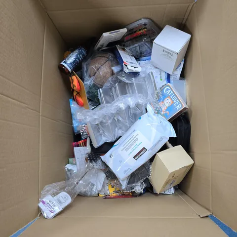 BOX OF APPROXIMATELY 25 ASSORTED HOUSEHOLD ITEMS TO INCLUDE: DIARY AND SAFETY MATCHES