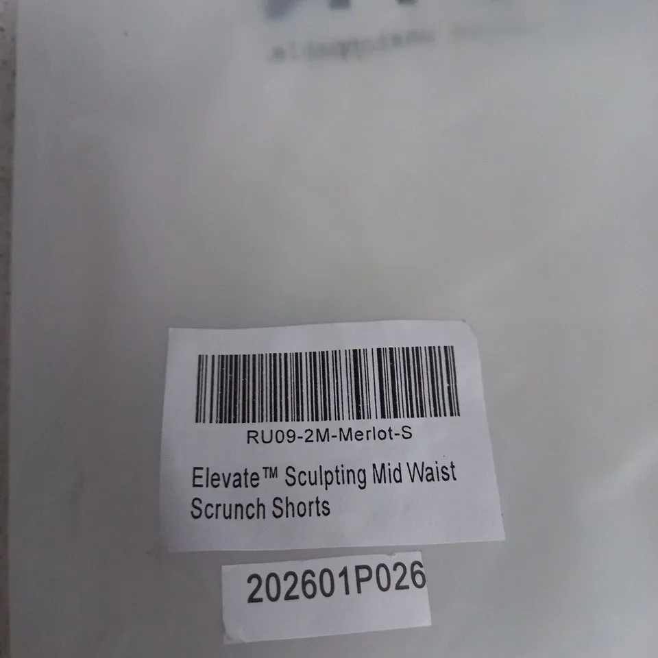 THRIVIN ELEVATE SCULPTING MID-WAIST SCRUNCH SHORTS – BURGUNDY SIZE S